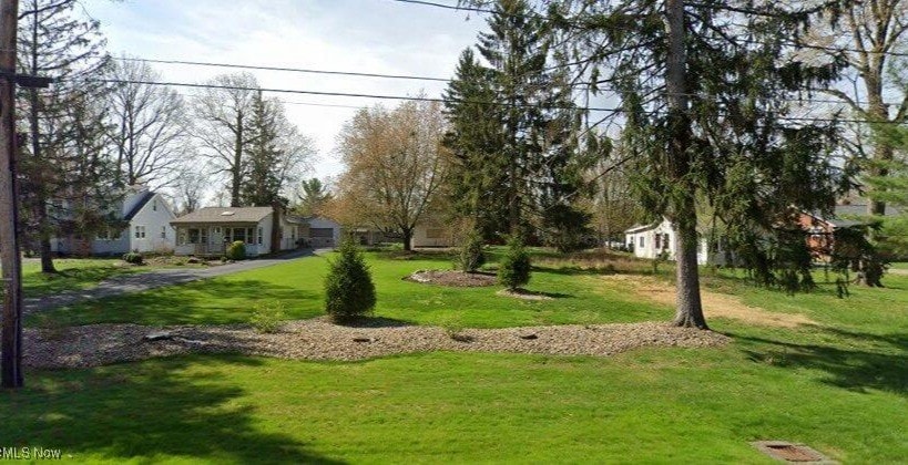 1185 Lake Ave, Aurora, OH 44202