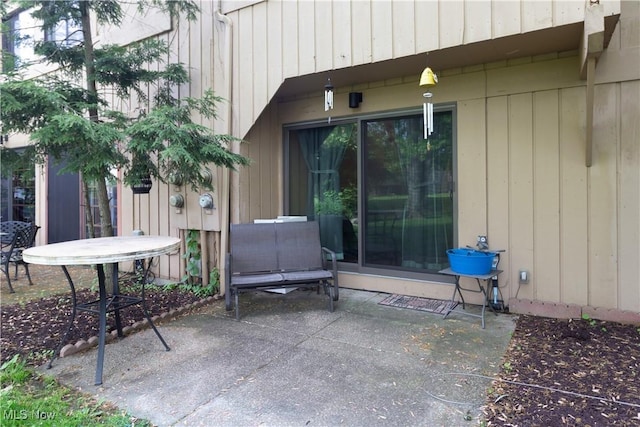 80 Landings Way, Avon Lake, OH 44012 - view of patio / terrace