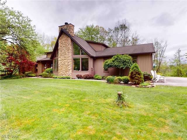11305 Pine Acres Ln, Chesterland, OH 44026 - photo 1