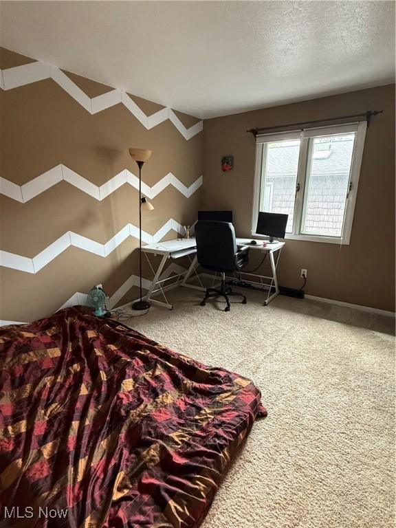 5460 Coronada Dr, Mentor-On-The-Lake, OH 44060 - bedroom featuring carpet floors, baseboards, a desk, and a textured ceiling