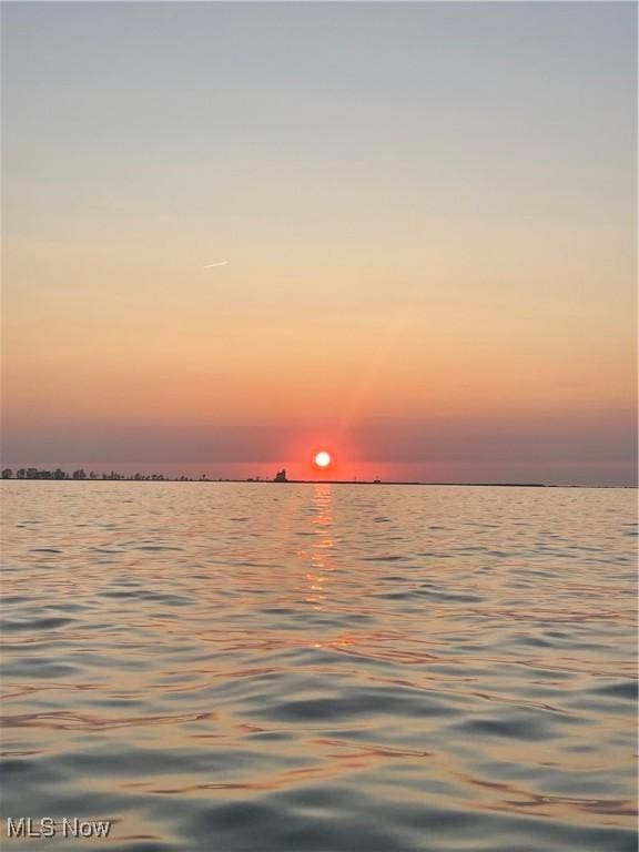 5460 Coronada Dr, Mentor-On-The-Lake, OH 44060 - water view