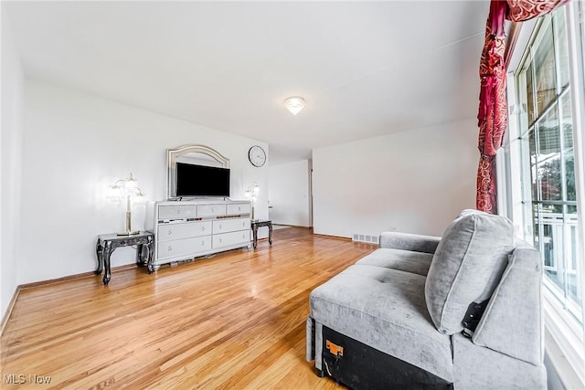 4713 Forest Edge Dr, Brooklyn, OH 44144 - living area with wood finished floors and baseboards