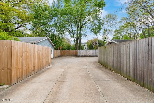 211 Harcourt Dr, Akron, OH 44313 - view of patio featuring a fenced backyard