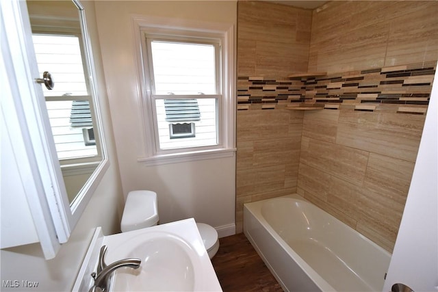 429 N Osborn Ave, Youngstown, OH 44509 - bathroom featuring toilet and a sink