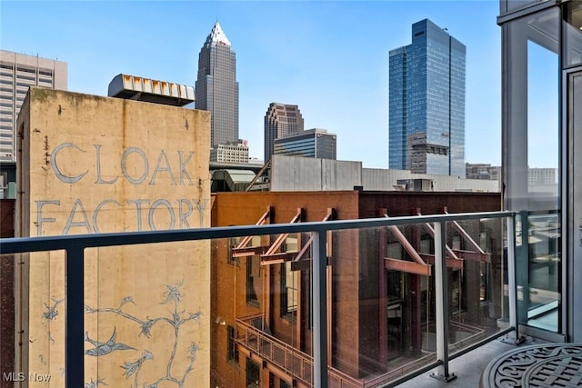 701 W Lakeside Ave Unit 803, Cleveland, OH 44113 - photo 4
