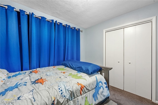 21494 Mastick Rd, Fairview Park, OH 44126 - carpeted bedroom with a textured ceiling and a closet