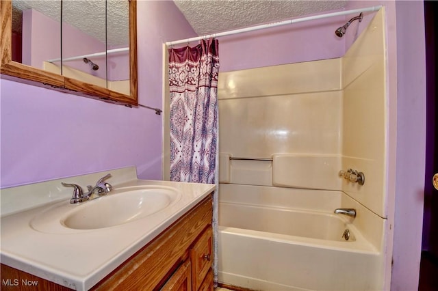 8055 Dolphin St SW, Bolivar, OH 44612 - bathroom with a textured ceiling, shower / tub combo with curtain, and vanity