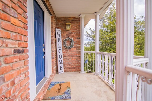 45 S Ridge Dr, Martins Ferry, OH 43935 - balcony featuring a porch