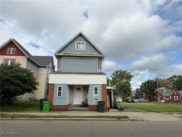 939 S Arch Ave, Alliance, OH 44601 - view of front facade