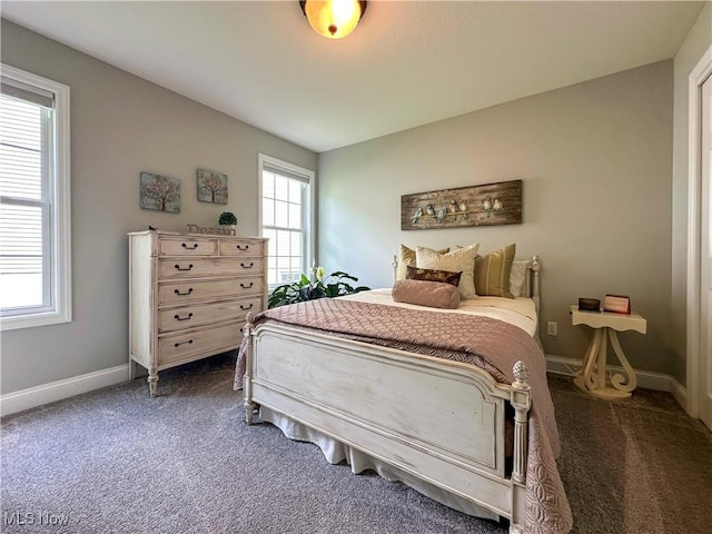 6836 Twin Oaks Ct, Canfield, OH 44406 - carpeted bedroom featuring baseboards