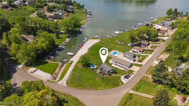 272 Cheyenne Trl, Malvern, OH 44644 - aerial view of property's location with a large body of water and nearby suburban area