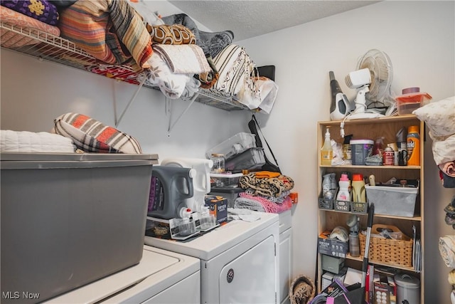 1608 Lawrence St, Parkersburg, WV 26101 - laundry area featuring washer and dryer