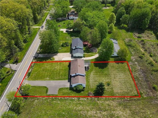 aerial view of property's location with property parcel outlined
