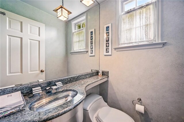 3711 Sampson Rd, Youngstown, OH 44505 - bathroom with a sink and toilet