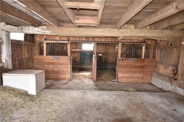 7833 Pymatuning Lake Rd, Williamsfield, OH 44093 - view of stable