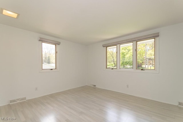 8733 Lake Forest Trl, Chagrin Falls, OH 44023 - photo 27