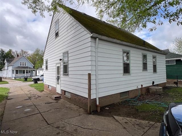 14114 Berwyn Ave, Cleveland, OH 44111 - view of home's exterior featuring cooling unit