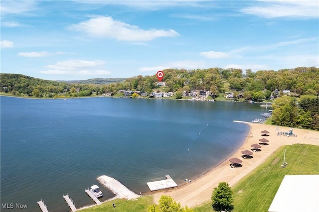 26 Oneida Trl, Malvern, OH 44644 - water view