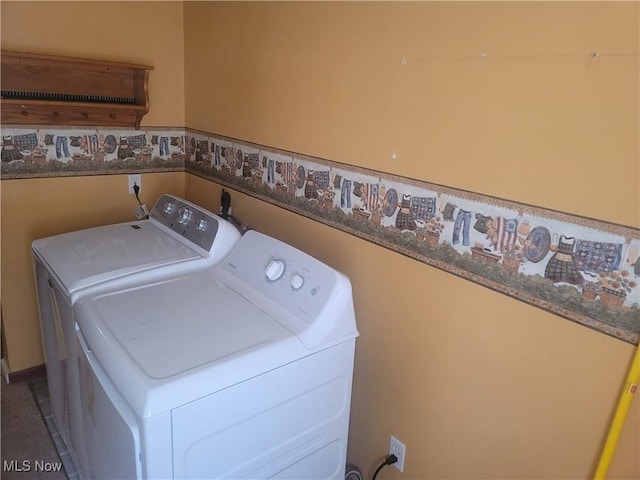 9788 E River Rd, Elyria, OH 44035 - laundry room featuring independent washer and dryer