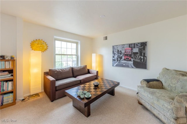13710 Shaker Blvd Unit 405, Cleveland, OH 44120 - living area featuring light colored carpet