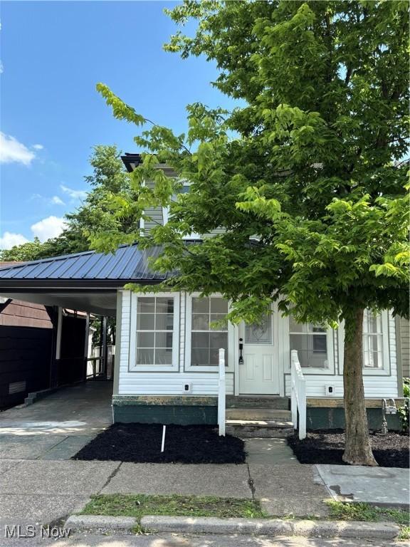 1610 Globe, East Liverpool, OH 43920 - photo 2