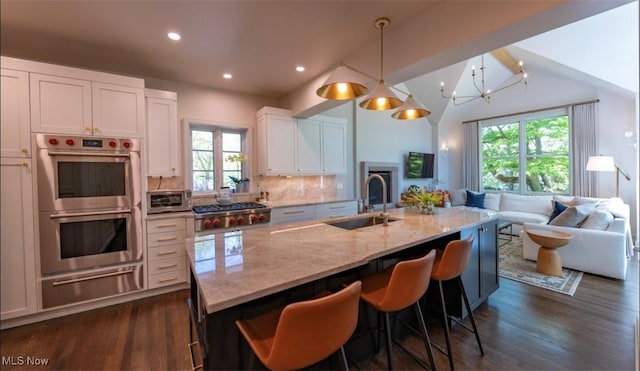 22099 Shaker Blvd, Shaker Heights, OH 44122