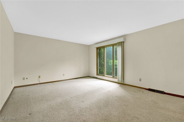 33 Brandon Pl, Rocky River, OH 44116 - carpeted spare room with baseboards