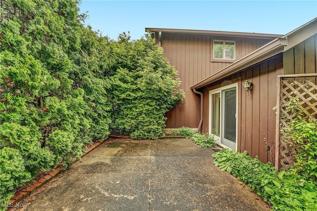 33 Brandon Pl, Rocky River, OH 44116 - view of patio