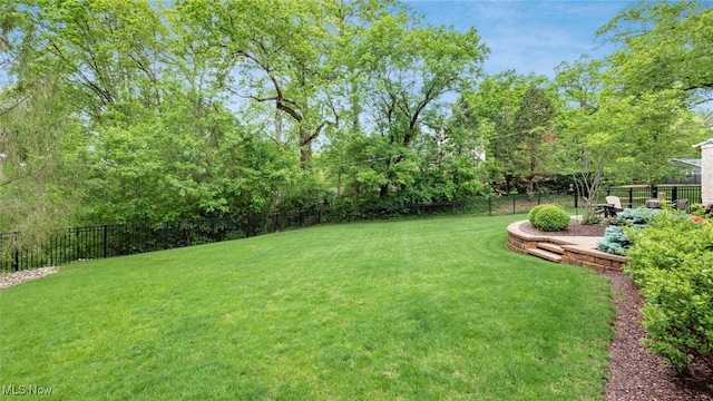 1251 Marwood Dr, Zanesville, OH 43701 - view of yard