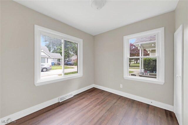 908 Hayes Ave, Willoughby, OH 44094 - photo 15