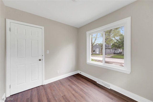 908 Hayes Ave, Willoughby, OH 44094 - photo 16