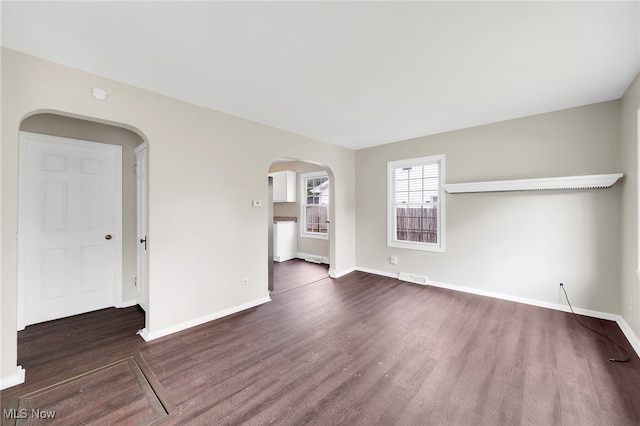 908 Hayes Ave, Willoughby, OH 44094 - photo 2