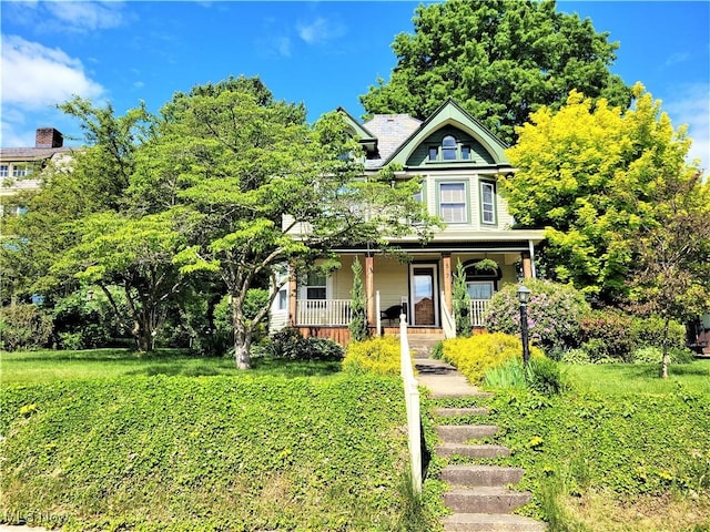 517 N 10th St, Cambridge, OH 43725 - victorian home featuring covered porch