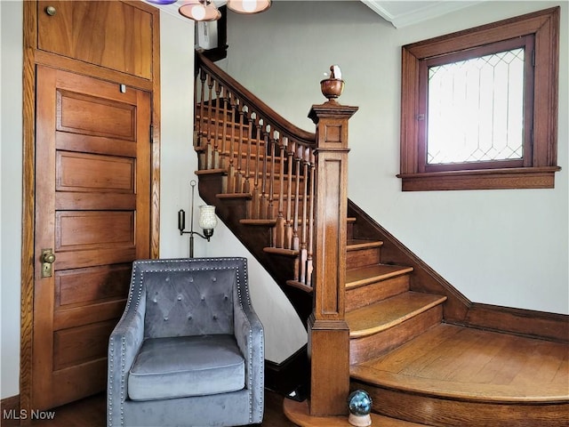 517 N 10th St, Cambridge, OH 43725 - stairway featuring ornamental molding