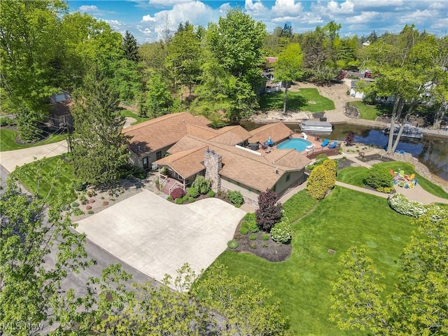 aerial view of property and surrounding area