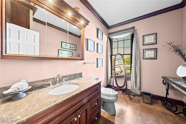 915 Creek View Dr, Aurora, OH 44202 - bathroom featuring ornamental molding, toilet, baseboards, and vanity