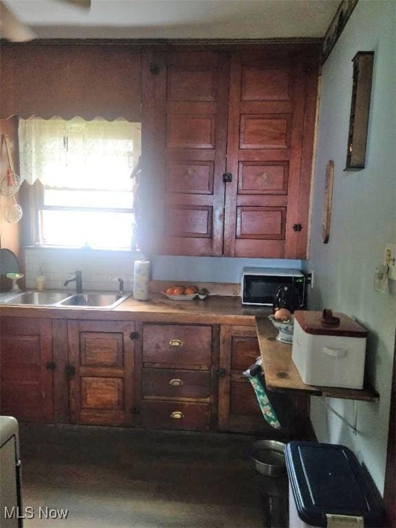 159 Hickory St, Andover, OH 44003 - kitchen with a sink and black microwave