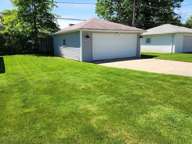 view of detached garage