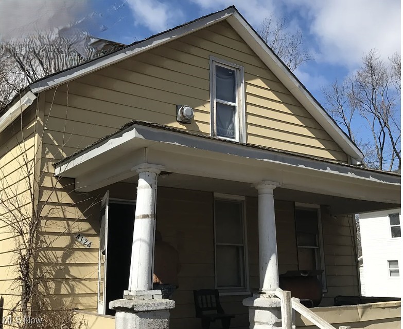 4124 E 102nd St, Cleveland, OH 44105 - photo 1