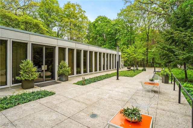 3210 N Dover Rd, Silver Lake, OH 44224 - view of patio / terrace