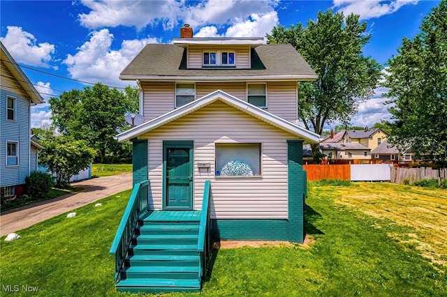 2021 17th St NE, Canton, OH 44705 - american foursquare style home featuring a chimney