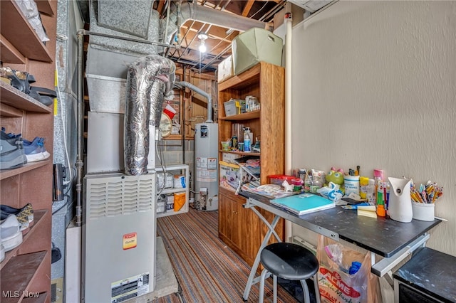 3226 Woodlawn Dr, Parma, OH 44134 - utility room featuring gas water heater