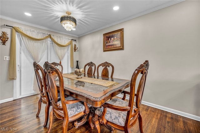 3226 Woodlawn Dr, Parma, OH 44134 - dining area featuring baseboards, a chandelier, wood finished floors, crown molding, and recessed lighting