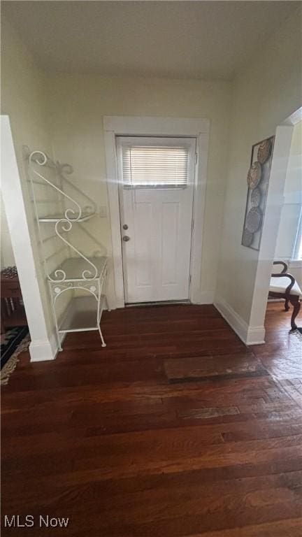 15710 Hazel Rd, East Cleveland, OH 44112 - photo 3