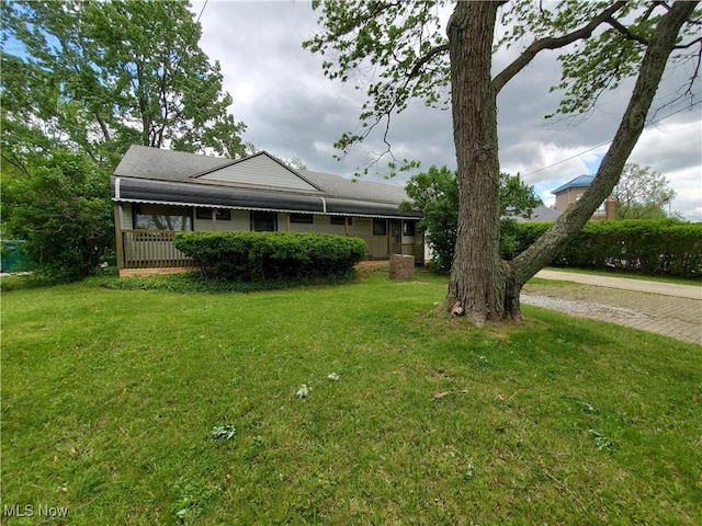 7417 Broadview Rd, Seven Hills, OH 44131 - view of front of home with a front lawn