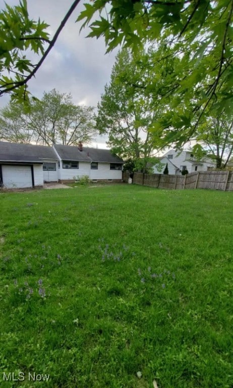 7417 Broadview Rd, Seven Hills, OH 44131 - view of yard