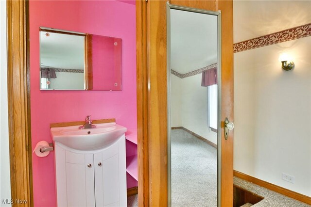 140 Raymond Ave NW, Warren, OH 44483 - photo 32