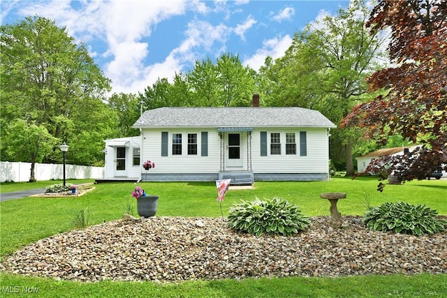 140 Raymond Ave NW, Warren, OH 44483 - photo 1