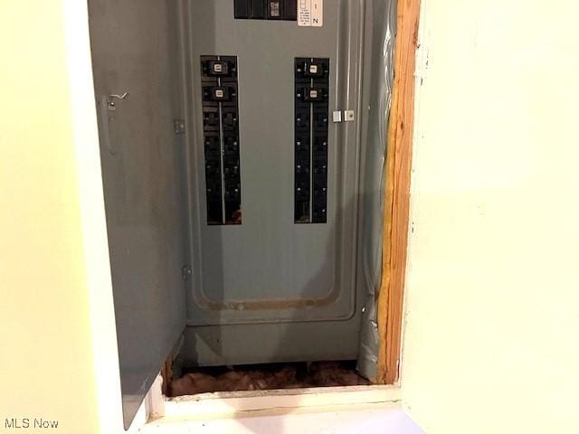 116 Brentwood Blvd, Wintersville, OH 43953 - utilities with electric panel
