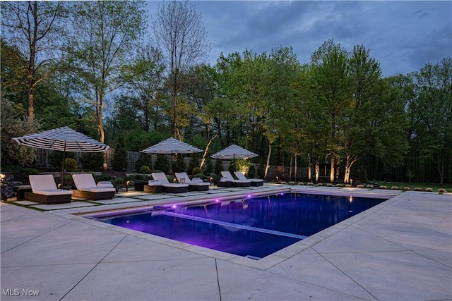 2471 Snowberry Ln, Pepper Pike, OH 44124 - view of swimming pool with a patio and a pool with connected hot tub
